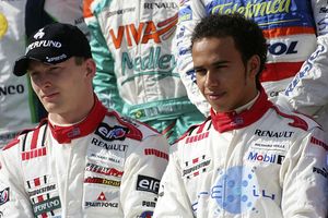 2006 год. Партнеры по команде ART в GP2 Алекс Према и Льюис Хэмилтон. Как большой болельщик V8 Supercars скажу, что Алекс добился большего, ведь он выйдет на старт Clipsal 500, а Льюис - нет!